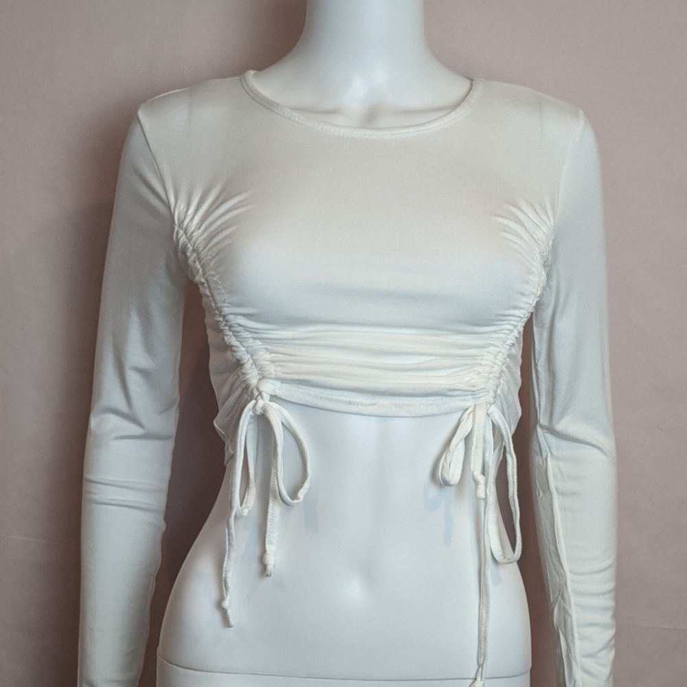 PrettyLittleThing Off White Long Sleeve Ruched Jersey Crop Top size 6